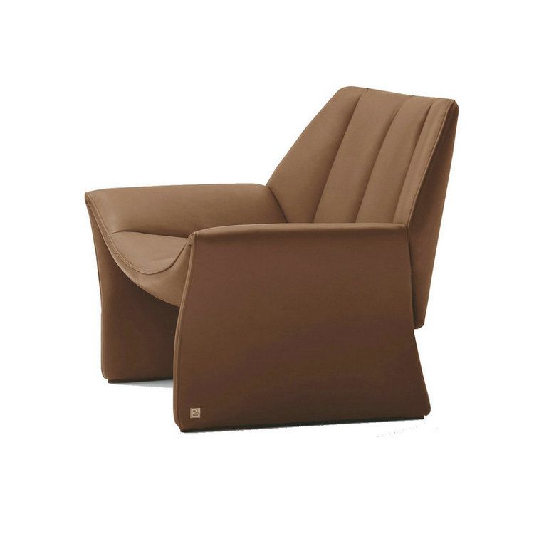 Hirundo Armchair