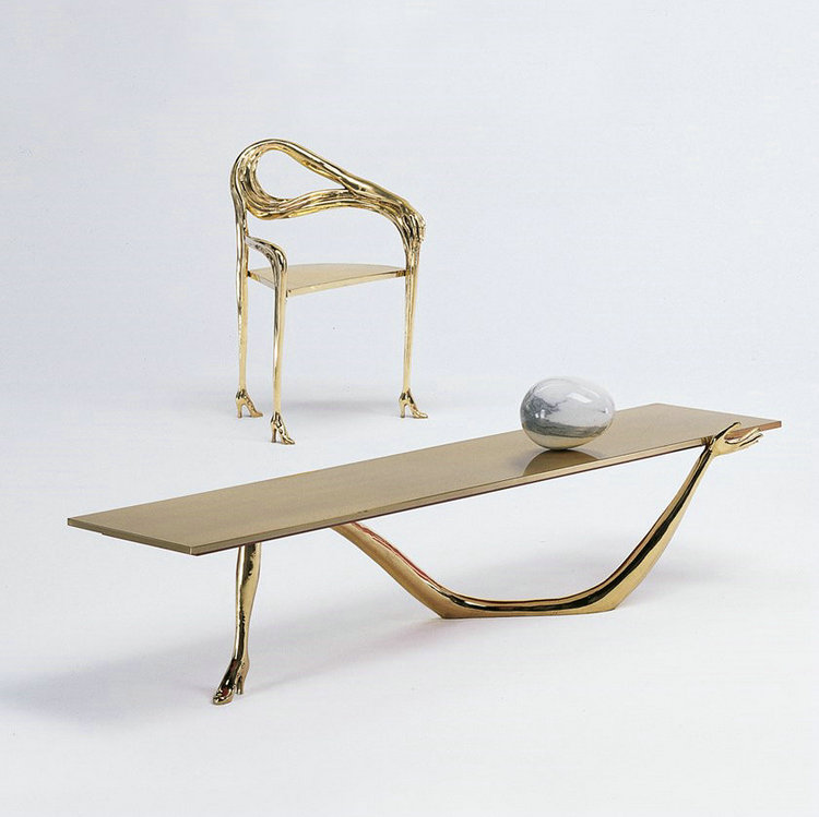 Leda Sculpture Armchair