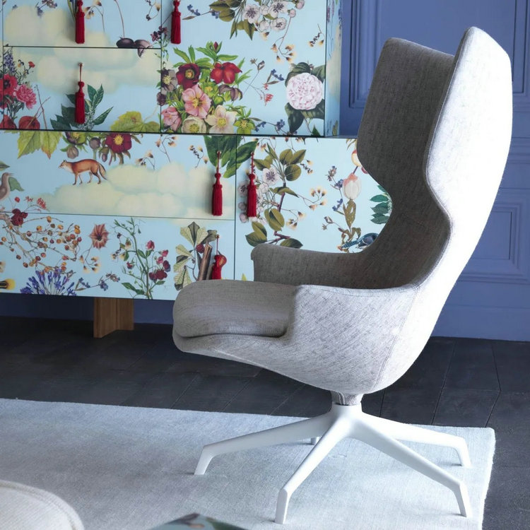 Lou Speak Armchair