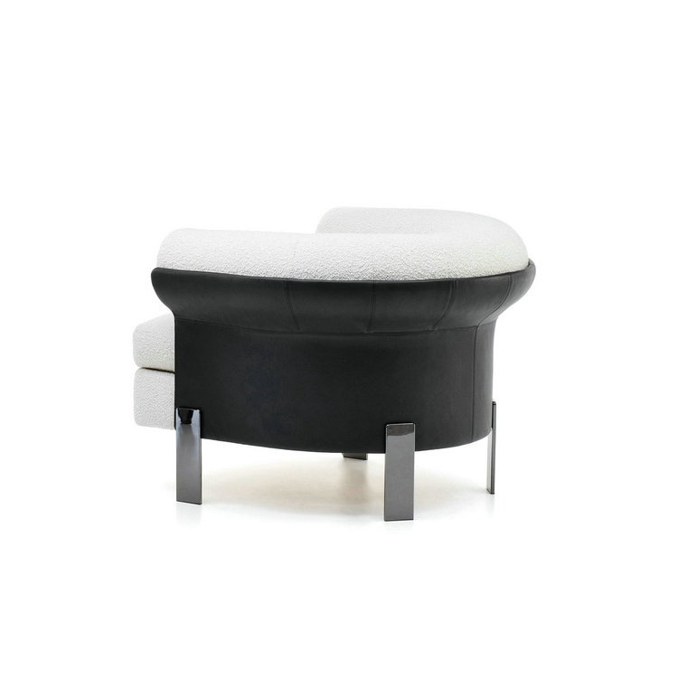 Mattia Armchair