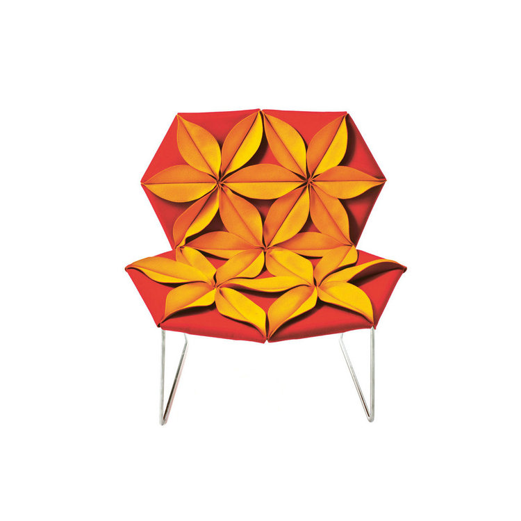 Antibodi Armchair