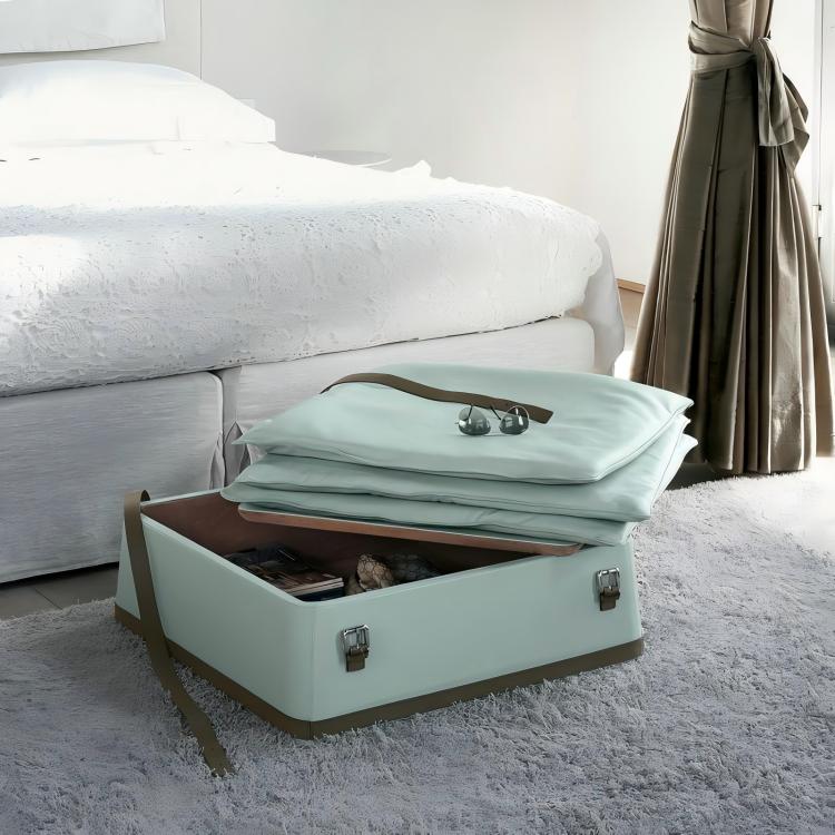 Electa Pouf